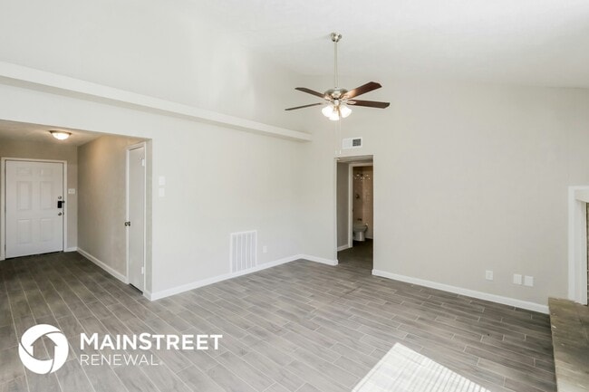 Building Photo - 4504 Via Del Norte