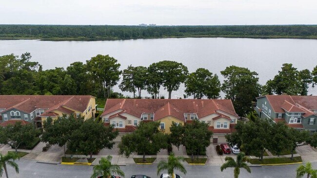 Foto del edificio - 10332 Fallsgrove St