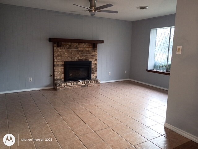 Building Photo - "Charming 2-Bed Duplex with Granite Elegance at 3227 South 54 Street, Fort Smith!"