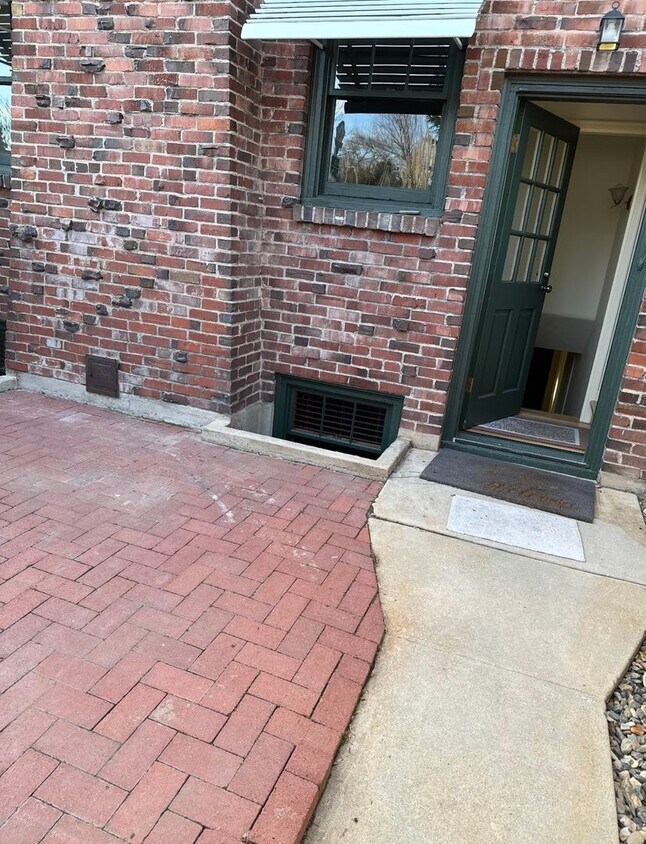 Foto principal - North End Apartment Basement Gem