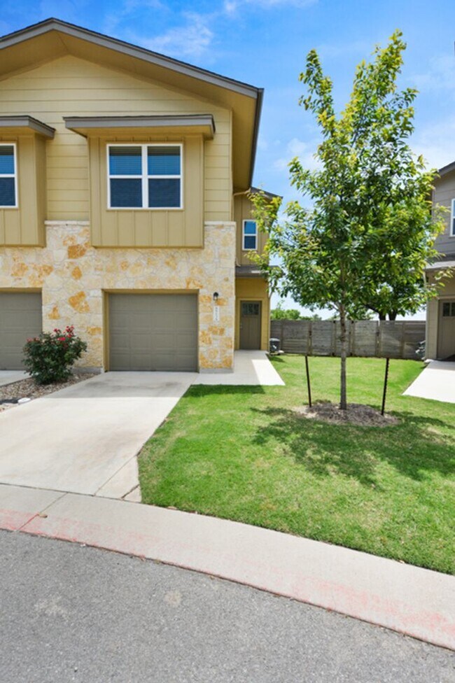 Foto del edificio - 8913 Parker Ranch Cir