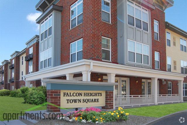 Edificio - Falcon Heights Town Square Senior Apartments