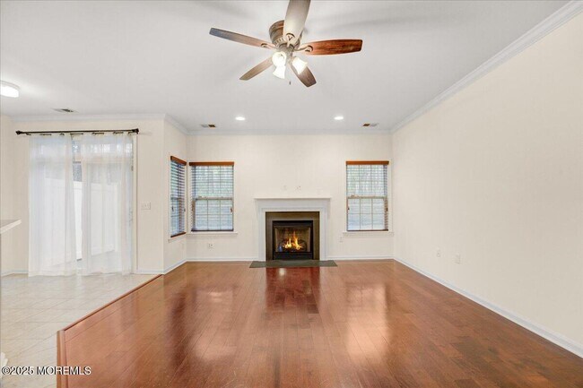 Foto del edificio - 28 Santa Rosa Ln