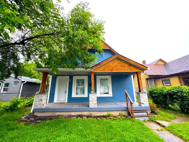 Photo - 1607 Draper St House