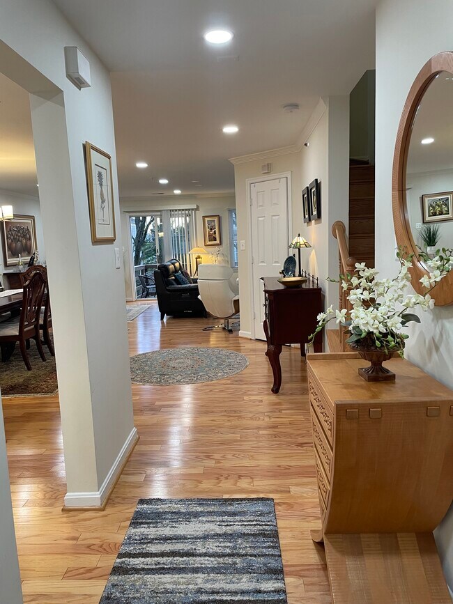 Foto del edificio - 203A Locust St SE