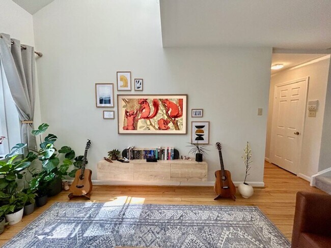 Foto del edificio - 3640 39th Street NW #E527