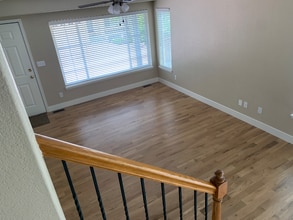 Building Photo - 1521 Laurenwood Way