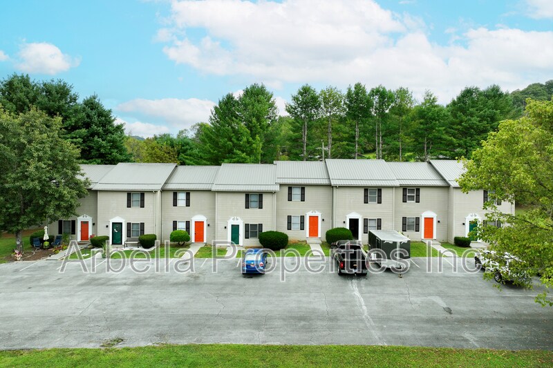 Primary Photo - 2637 US-11W