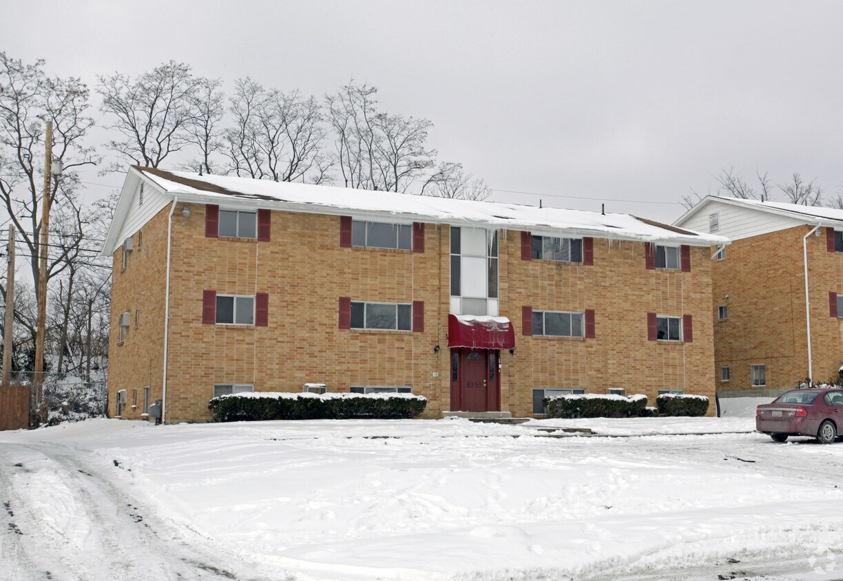 4355 Fair Oaks Rd, Dayton, OH 45405 Apartments in Dayton, OH