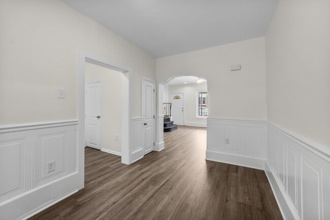 Building Photo - 6008 N 21st St