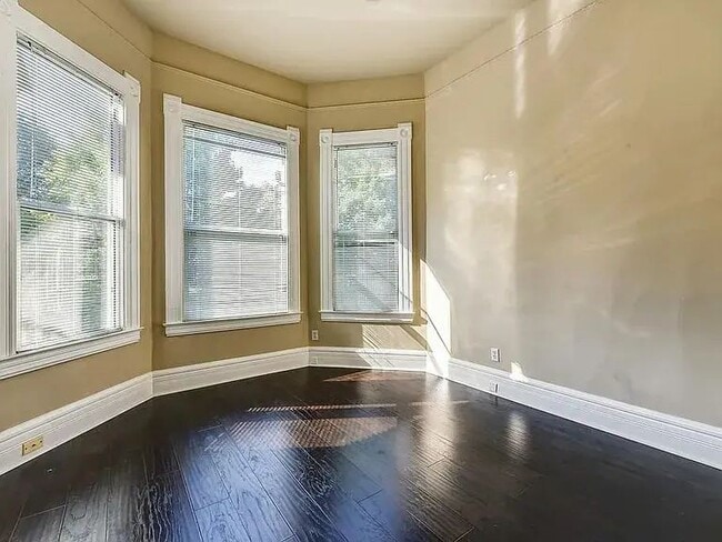 Foto del edificio - 1009 T St