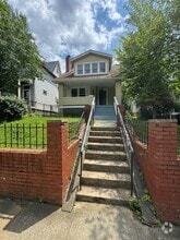 Building Photo - 2017 Lawrence St NE