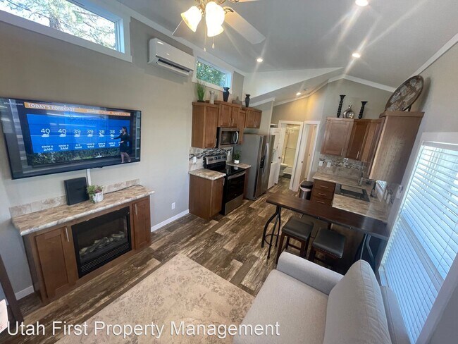 Foto del edificio - 1 br, 1 bath House - 4400 W STATE ST 61 A