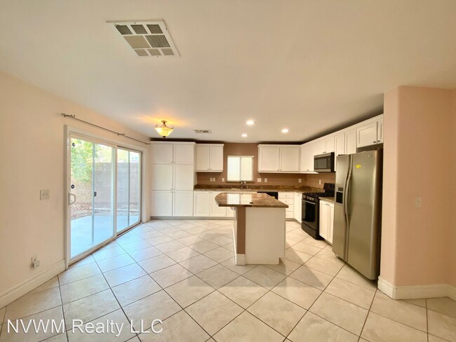 Building Photo - 4 br, 3 bath House - 370 Broken Par Dr