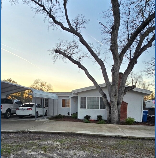 Building Photo - 8965 Curbaril Ave