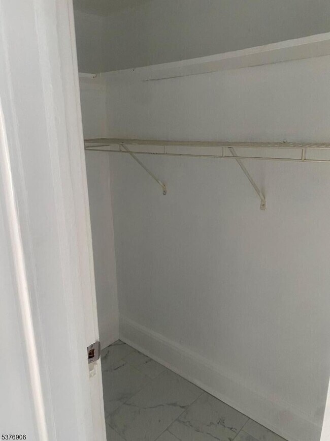 Foto del edificio - 138 Vermont Ave