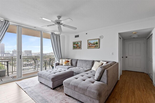 Foto del edificio - 2665 SW 37th Ave