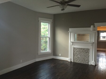 Building Photo - 313 N 15th St