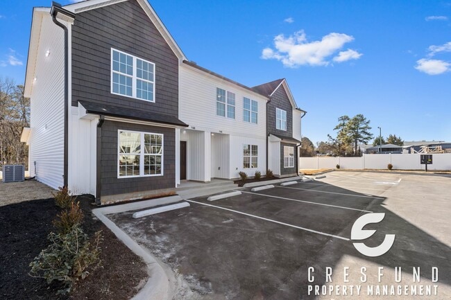 Building Photo - NEW CONSTRUCTION 2BR 2BATH Fort Bragg Manchester Gate less then 5 miles