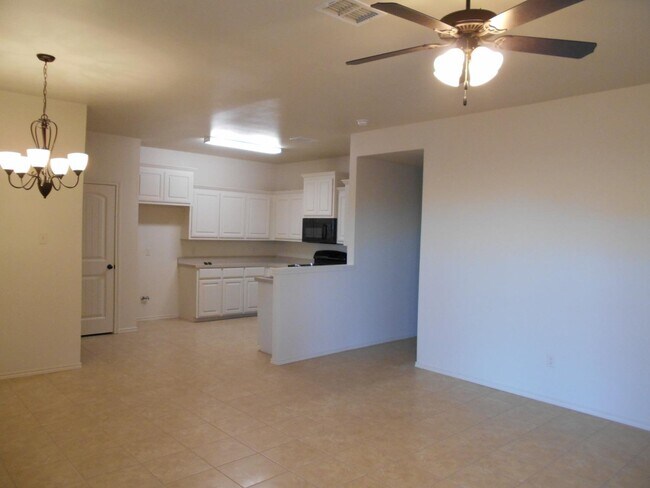 Foto del edificio - 6710 Oakridge Ave
