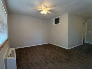 Building Photo - 1405 Neil Ln
