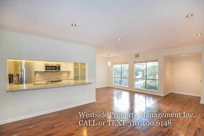 Building Photo - Terrific Santa Monica Neighborhood 1+1