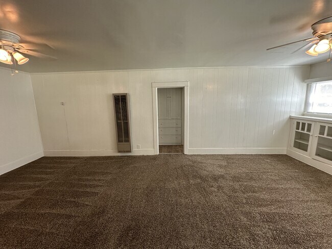 Foto del edificio - 624 N Allyn Ave