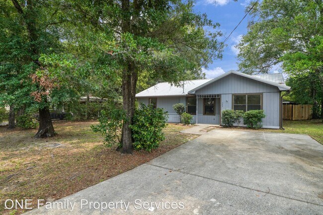 Foto del edificio - 3 br, 2 bath House - 364 Lincoln Avenue