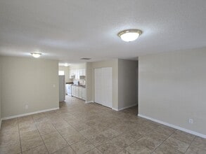 Building Photo - 3111 E Cayuga St
