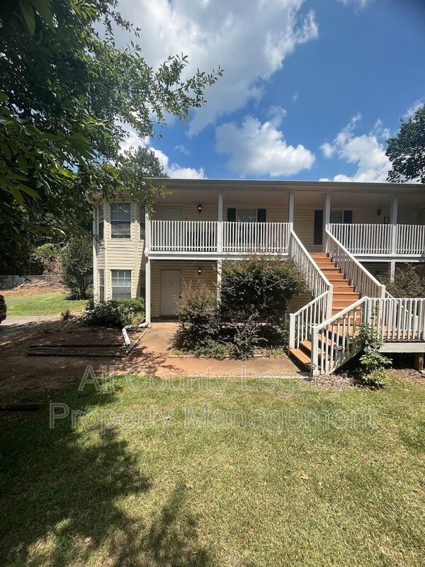 130 Cumberland Ct Unit A, Athens, GA 30607 Condo for Rent in Athens