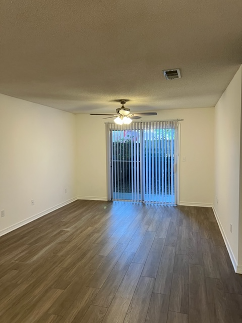 Building Photo - 1808 Tsuga Way