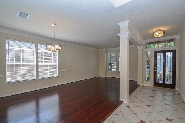 Building Photo - 4914 Big Spring Cir