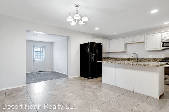 Foto del edificio - 5 br, 3 bath House - 1201 W 6th Street