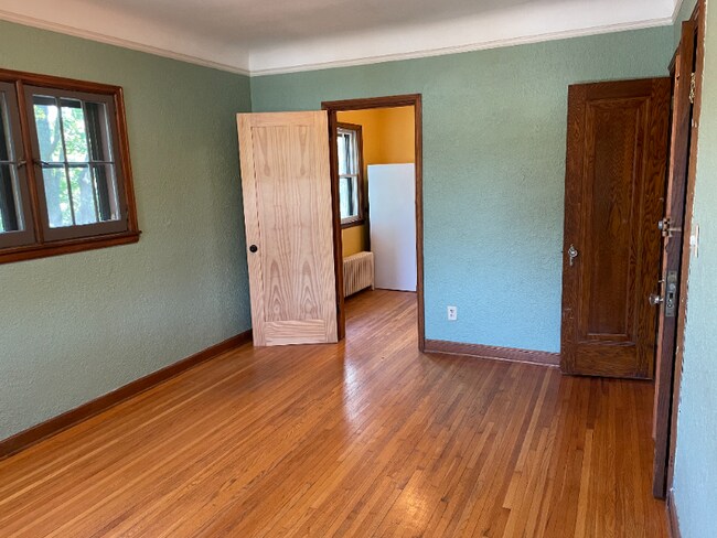 Building Photo - 4252 S 28th Ave