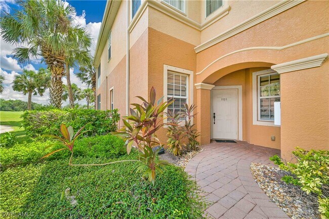 Building Photo - 9335 La Playa Ct