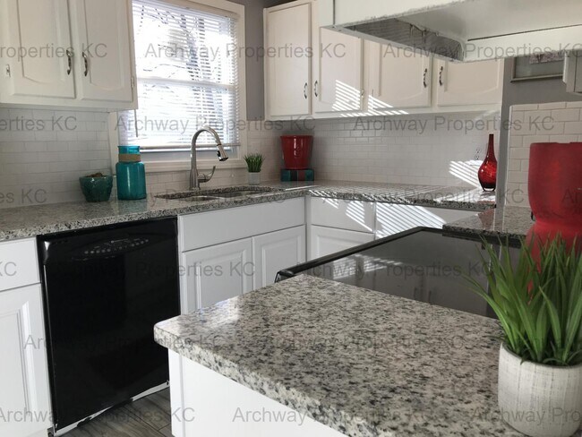 Foto del edificio - 13801 W 93rd St
