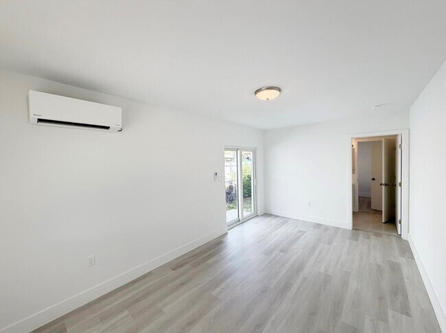 Foto del edificio - 1135 NW 127th St