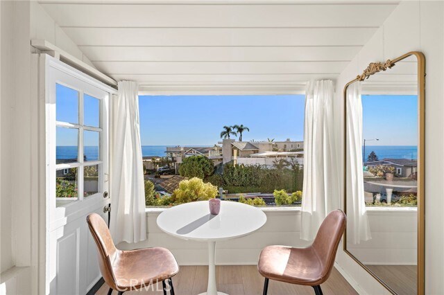 Foto del edificio - 2746 S Coast Hwy