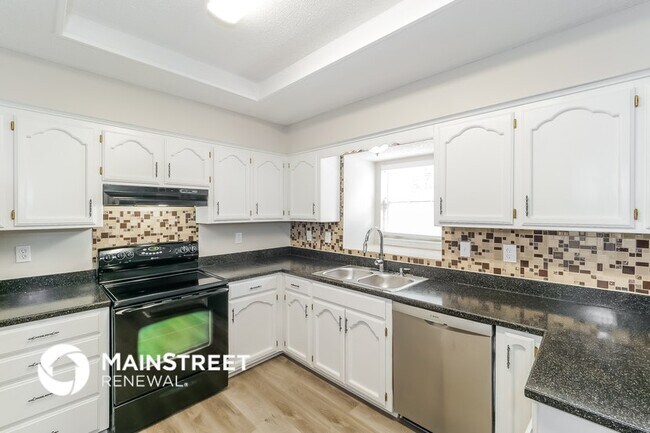 Foto del edificio - 19305 E 31st Terrace Dr S