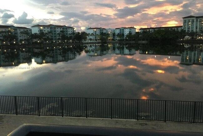 Foto del edificio - 4640 NW 84th Ave