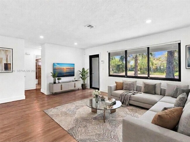 Foto del edificio - 3193 Taft St