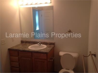 Foto del edificio - Clean Spacious Fully Loaded 1 Bedroom