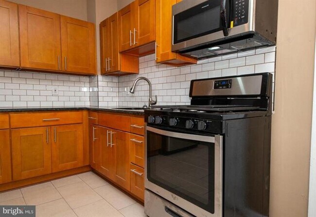 Building Photo - 45 S 56th St