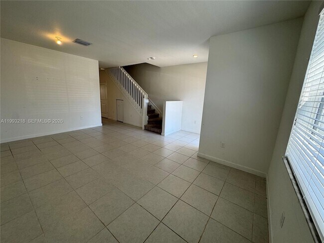 Foto del edificio - 16227 SW 292nd St
