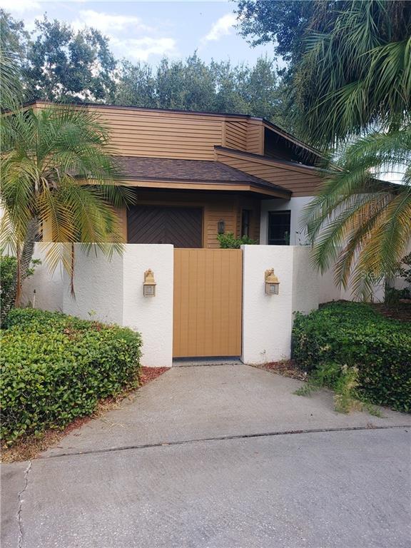 Building Photo - 8709 Baywood Park Dr