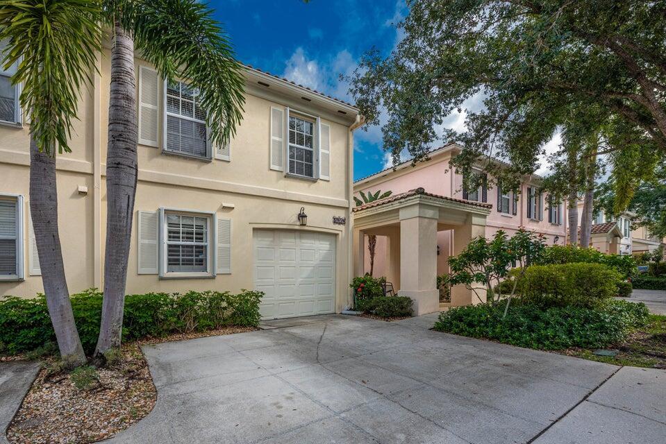 Foto principal - 2151 Tigris Dr