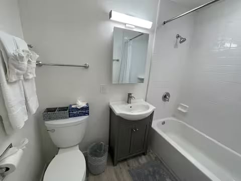 Building Photo - 255 Dunes St