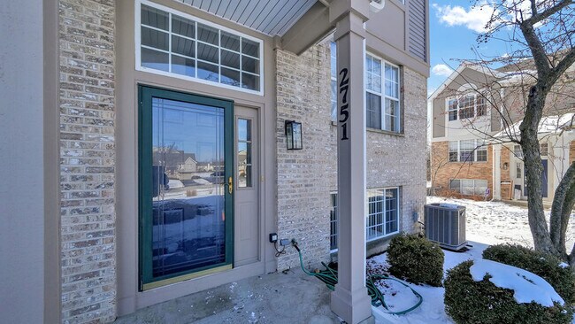 Building Photo - 2751 Woodmere Dr
