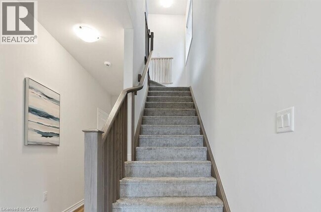 Building Photo - 46 Capstone Ln