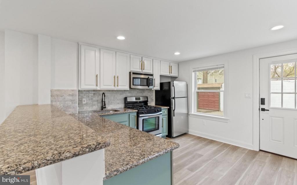 Foto principal - 713 Haverford Rd